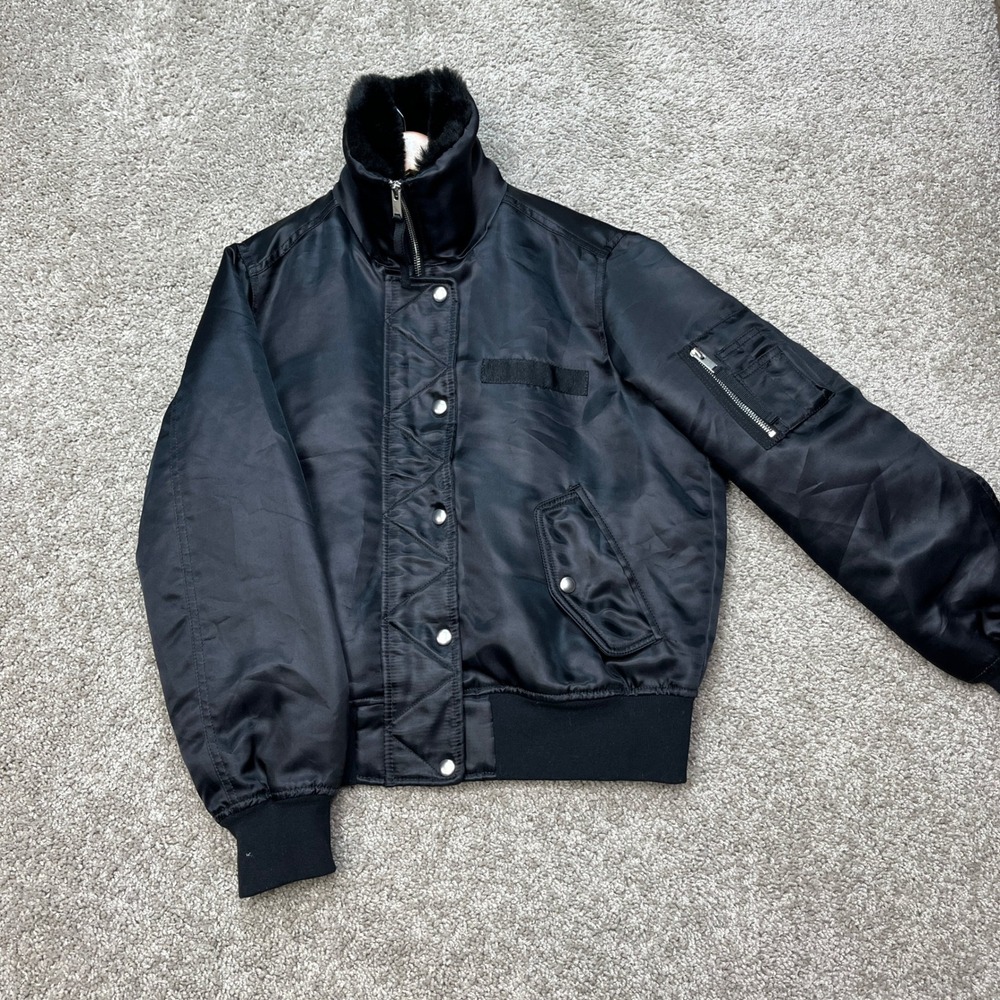 GAP Bomber Jacket Womens Small Black Primaloft Insulated Faux Fur Trim Satin EUC